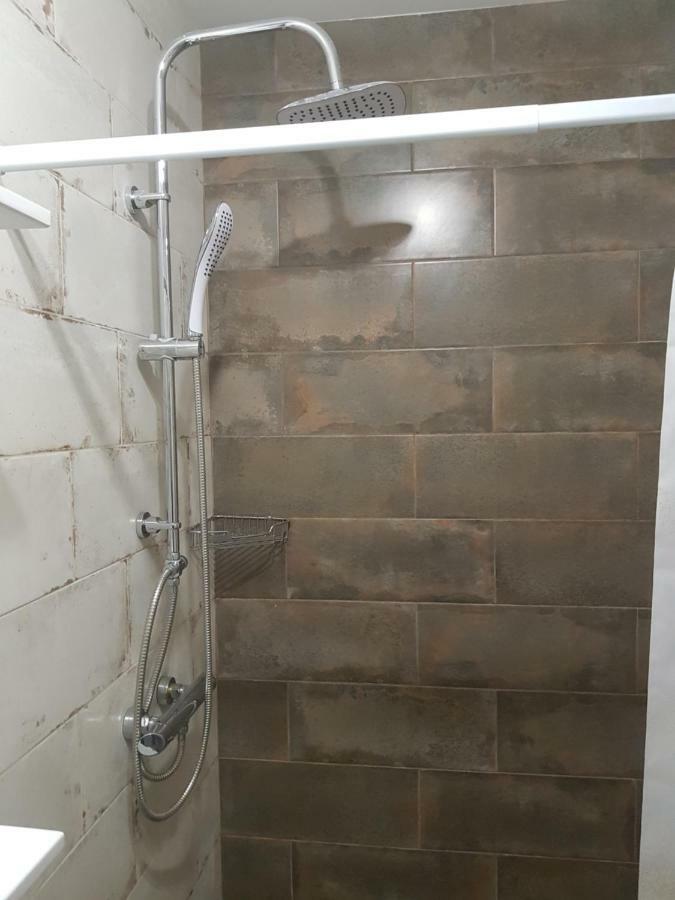 Silver Star Apartment 40M Uzhhorod Εξωτερικό φωτογραφία