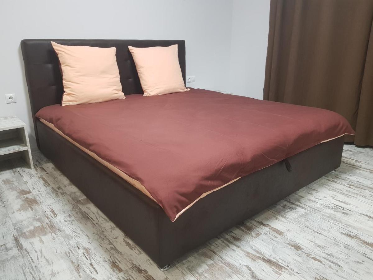 Silver Star Apartment 40M Uzhhorod Εξωτερικό φωτογραφία