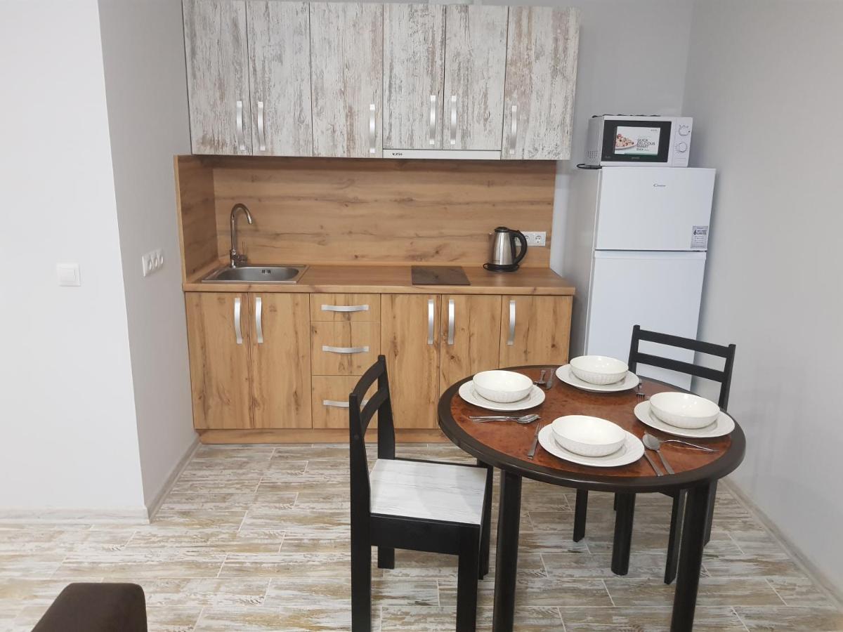 Silver Star Apartment 40M Uzhhorod Εξωτερικό φωτογραφία